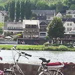 An Der Mosel Apartment *