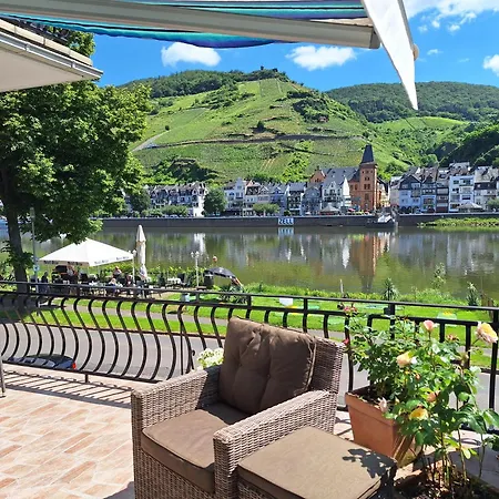 An Der Mosel Zell