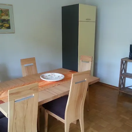 An Der Mosel Apartment Zell