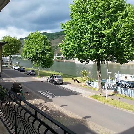 An Der Mosel * Zell