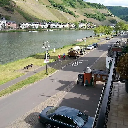 An Der Mosel Zell
